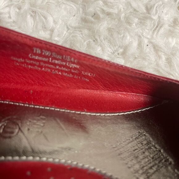 Gravity Defyer Leather Patent Red Peep Toe Slip On Shoes Size 6 - Picture 8 of 14